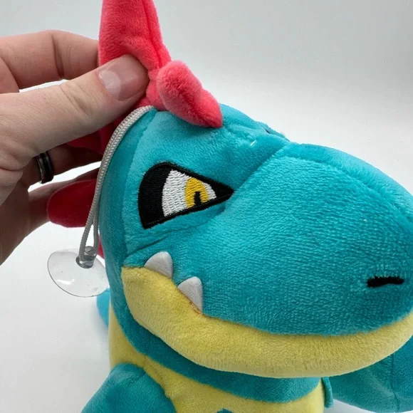 Pokemon Sitting Croconaw 9” Plush w/ Suction Cup Window Cling - Picture 3 of 8